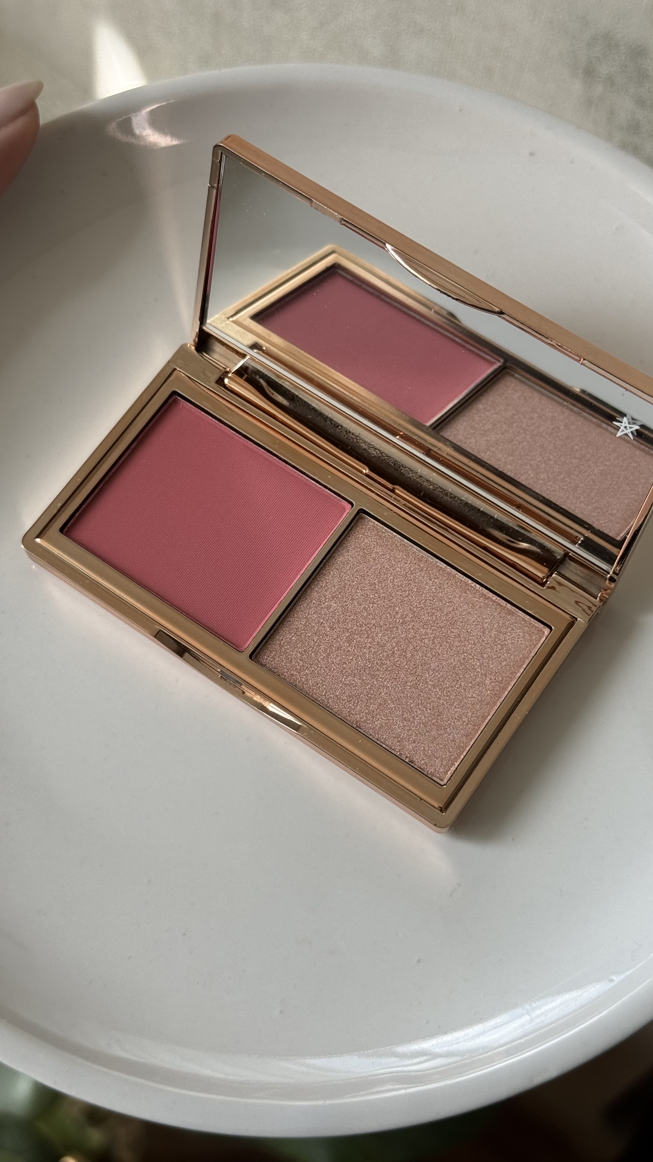 رژگونه وهایلایتر Charlotte Tilbury